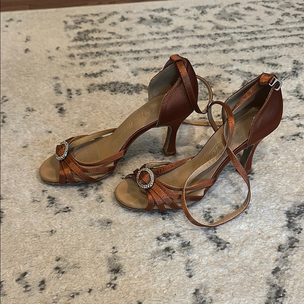Elegant Brown Dance Shoe